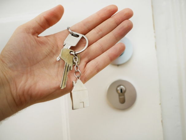 https://CindyBrenner.StopRentingStartOwning.com